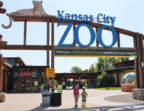 The Missouri Mom: Kansas City Zoo, Kansas City, MO