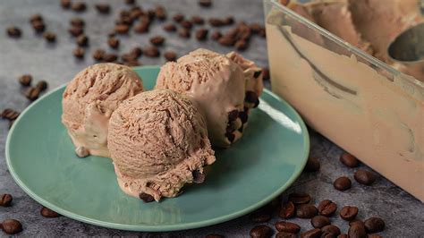 Homemade Coffee Ice Cream Recipe | 4 Ingredient Coffee Ice Cream Recipe | Yummy - YouTube