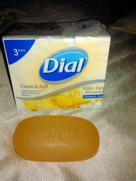 Dial White Tea & Vitamin E Glycerin Bar Soap reviews in Beauty Bars ...