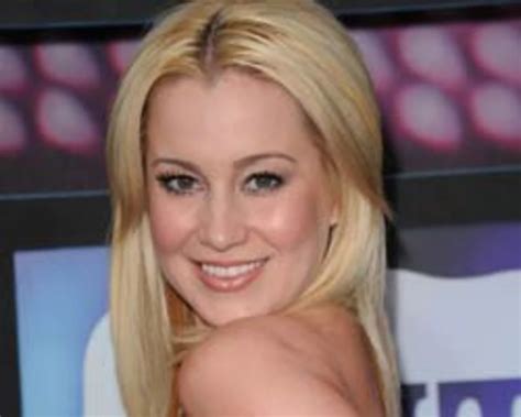 Kellie Pickler Tries On Her Badgley Mischka Wedding Dress