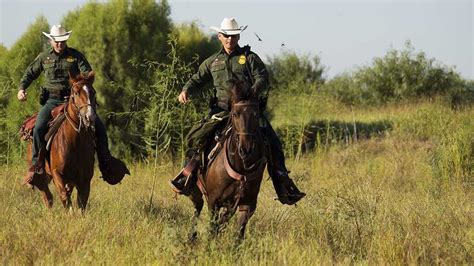 Gov. Brown takes dig at Texas national guard border plan