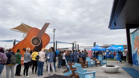 Tanger Outlets Nashville: What stores are there and what to know