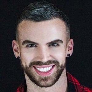 Mikey Minden - Age, Family, Bio | Famous Birthdays