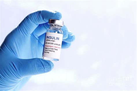 Insulin Vial In Hand Photograph by Sherry Yates Young/science Photo ...