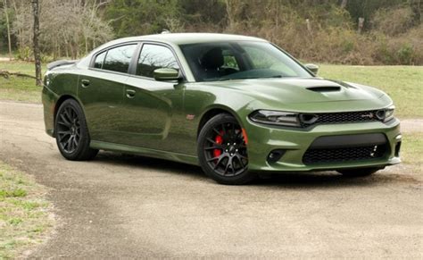 Muscle Sedan: 2019 Dodge Charger R/T Scat Pack Test Drive | AutoNation Drive