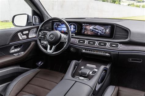 2019 Mercedes-Benz GLE officially revealed – PerformanceDrive