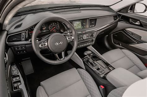 First Drive: 2017 Kia Cadenza Limited | Automobile Magazine