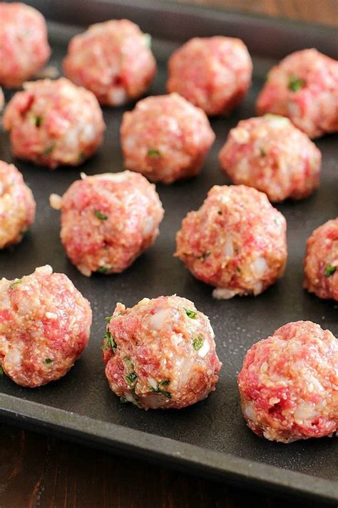 Best Ever (Easy) Baked Meatballs - Yummy Healthy Easy