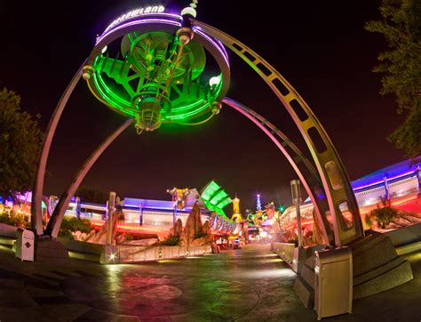 Disney World Tomorrowland Night Photos - Disney Tourist Blog