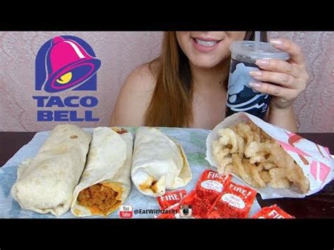 ASMR Tacobell (Whispering) | Eating Sounds | EatWithJas91 - YouTube