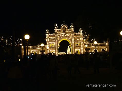 Mysore Palace in Night | Venkatarangan's blog