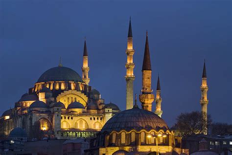 Suleymaniye Mosque: An architectural wonder of the Ottoman empire - World - Dunya News