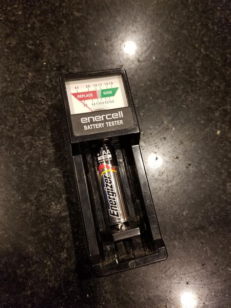 Replacing a battery with another dead battery : r/mildlyinfuriating