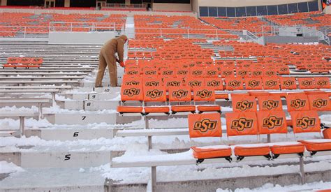 Bell drives OU to Bedlam victory over OSU | Football | tulsaworld.com