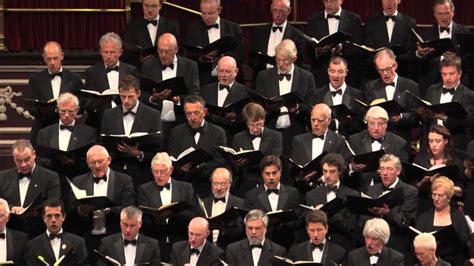 Royal Choral Society: 'Hallelujah Chorus' from Handel's Messiah - YouTube