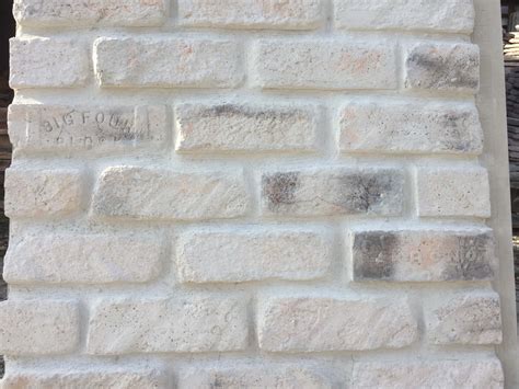 Sample of KING SIZE STYLE BRICK VENEER- WHITE MIXED COLOR – Morton Stones