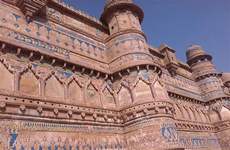 Best 18 Places to Visit in Gwalior (2024): Timing, Entry Fee