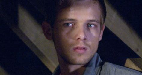 Max Thieriot gets creepy for 'The House at the End of the Street ...