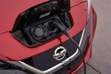 2018 Nissan Leaf EV takes you even Further – WHEELS.ca