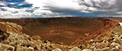 Meteor Crater, Arizona [OC] [8896x3742] : r/EarthPorn