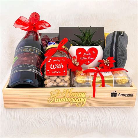 Romantic Anniversary Gift For Husband | Unique Ideas Online