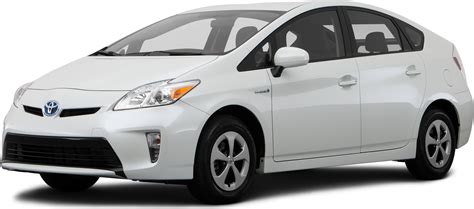 2014 Toyota Prius Price, Value, Ratings & Reviews | Kelley Blue Book