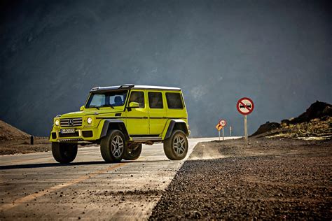 Bask in the off-road glory of the Mercedes-Benz G550 4x4^2 - CNET