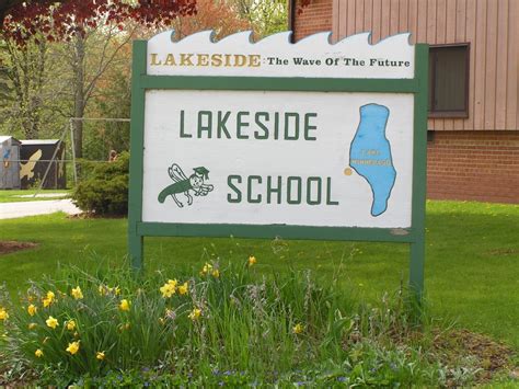 Lakeside Elementary School