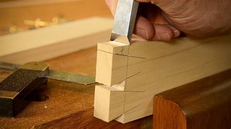 How to Cut a DOVETAIL JOINT with Hand Tools | 8 Simple Steps - YouTube