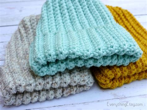 Easy Crochet Hat–Free Pattern - EverythingEtsy.com