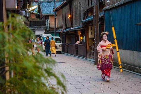 Walking In Gion, Kyoto | The Creative Adventurer | Kyoto, Kyoto japan, Japan