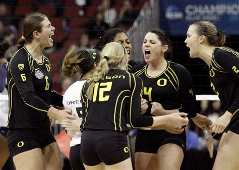 Oregon Ducks volleyball prepares for NCAA title showdown with Texas ...