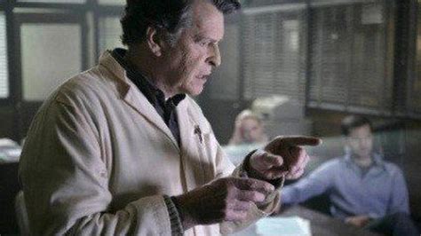 Fringe (S02E11): Unearthed Summary - Season 2 Episode 11 Guide