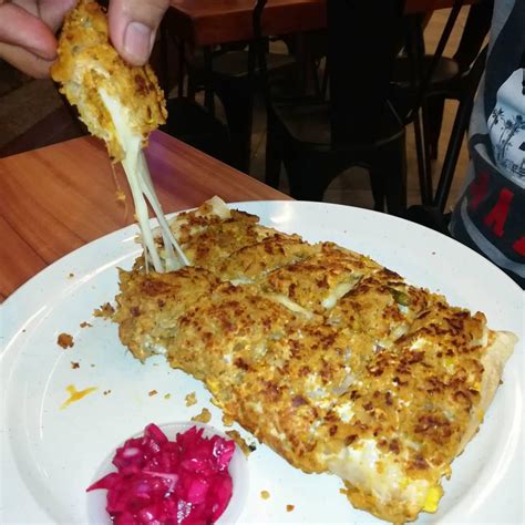 This Malaysia Hawker Serves Cheese-Loaded Murtabak Named After Singapore - EatBook.sg - Local ...