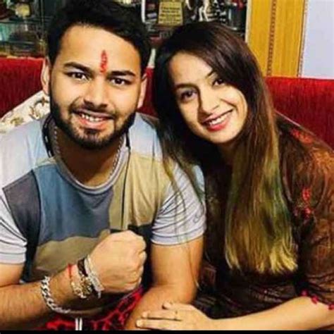 Rishabh Pant (Cricketer) Height, Weight, Age, Affairs, Biography & More