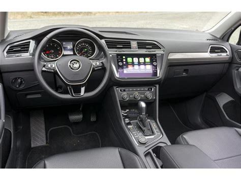 2018 Volkswagen Tiguan: 93 Interior Photos | U.S. News