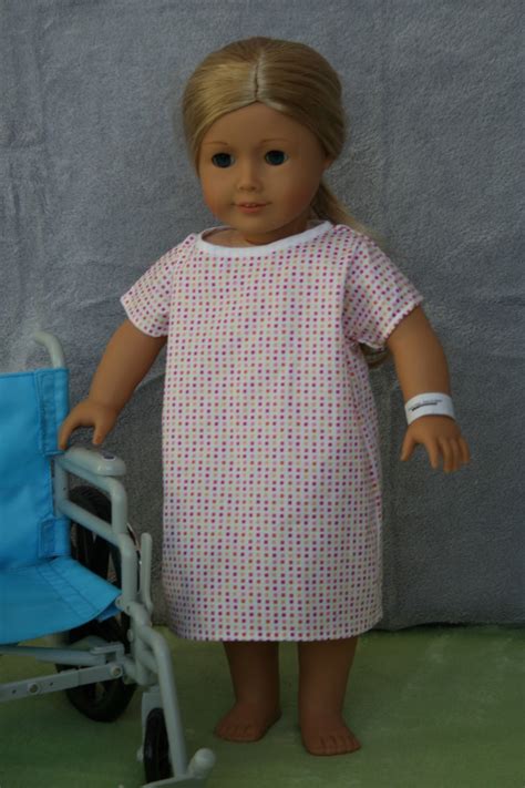 Arts and Crafts for your American Girl Doll: Hospital Gown and wrist ...