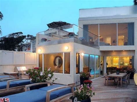 Jim Carrey House Sells In Malibu For $13.4 Million (PHOTOS) | HuffPost