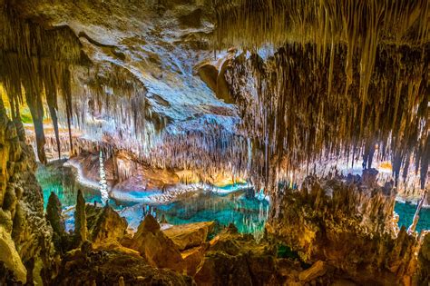 Drach Caves in Mallorca - Explore a Mysterious Cave System – Go Guides