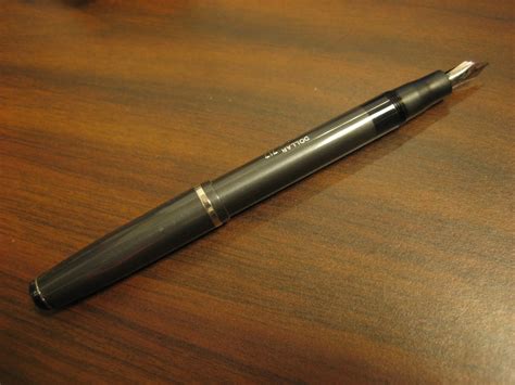 The Penny Writer.: Dollar Calligraphy Fountain Pen Review