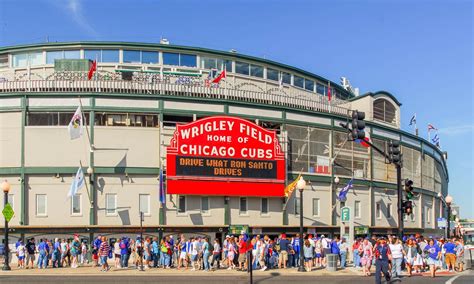 The 10 Best Luxury Hotels Near Wrigley Field – Wandering Wheatleys