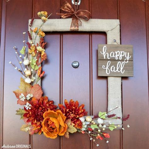 How to Make a DIY Fall Wreath From a Picture Frame - Aubree Originals