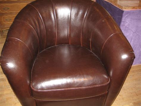 Leather Swivel Chair | -Chocolate leather round back swivel … | Flickr