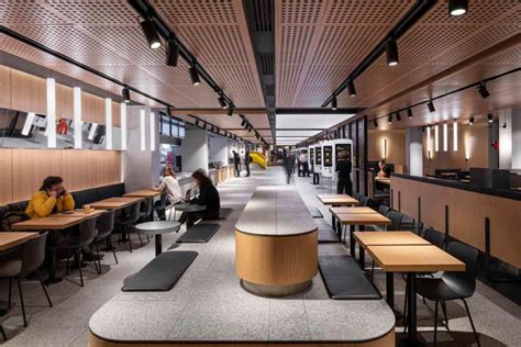 » McDonald’s restaurant by Landini Associates