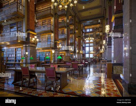 Interior of the historic State Law Library at the Iowa State Capitol at ...