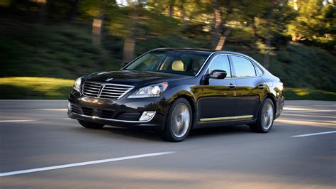 The 2014 Hyundai Equus: Nondescript Country-Club Comfort at a ...