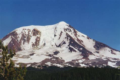 Skiing the Cascade Volcanoes: Mount Adams