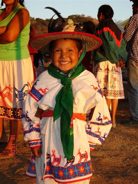 17 Best images about Huichol on Pinterest | Yarns, Textiles and Folk art