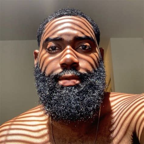 Beard Care for Black Men: 9 Tips for an Epic Beard – Afrocenchix - Tendig