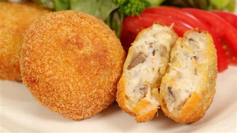 Crab Cream Korokke Recipe (Japanese-style Deep-Fried Croquettes Filled with White Sauce and ...